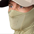 Person wearing a beige Simms Sungaiter.