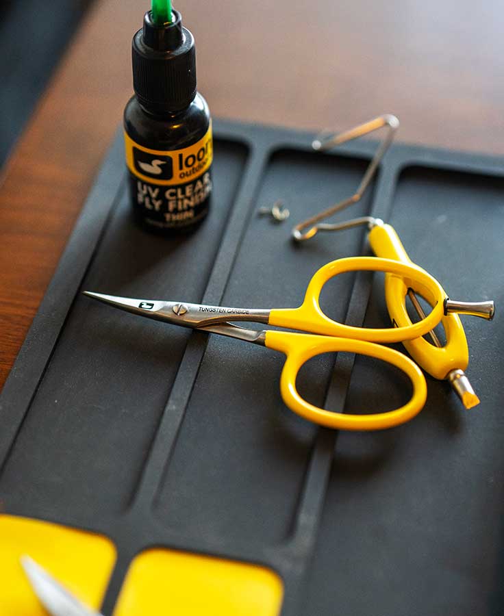 Loon Ergo Tungsten Carbide Curved Micro Tip Scissors w/ Precision Peg