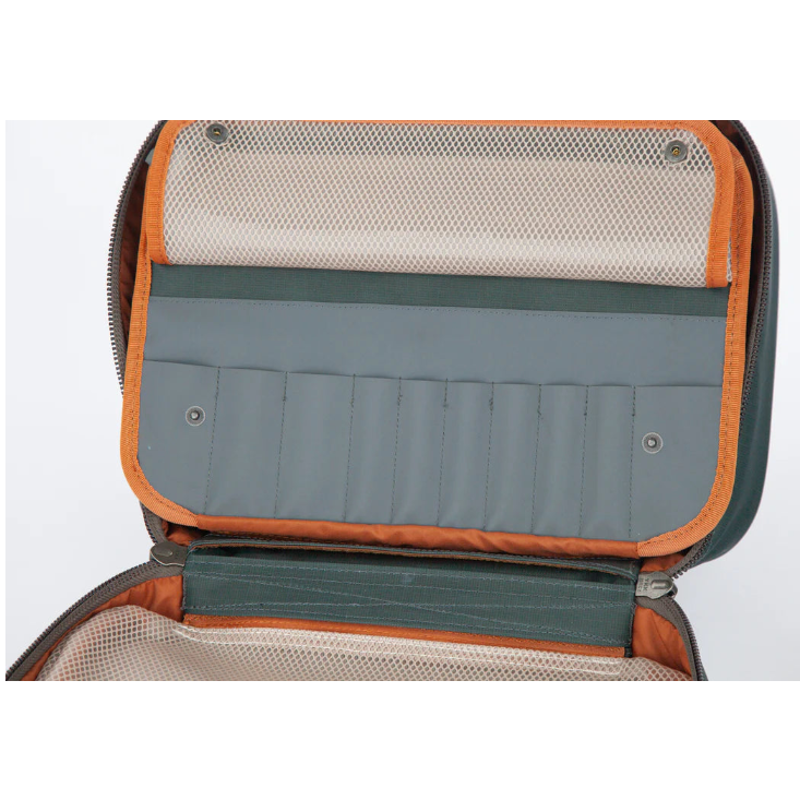 Fishpond Backwater Fly Tying Kit