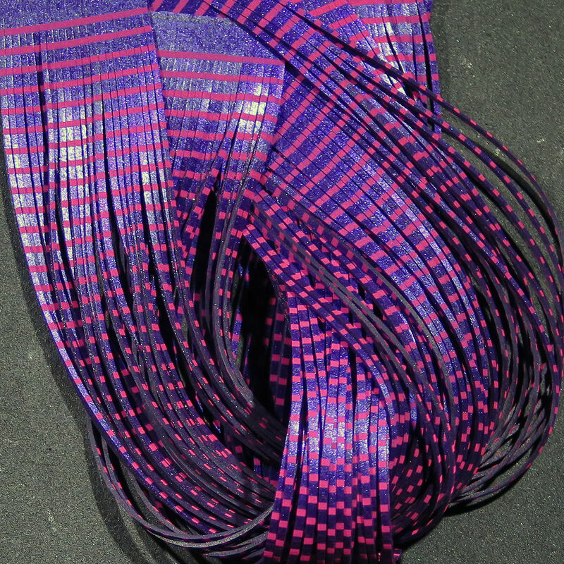 Hareline Grizzly Flutter Black Barred Legs