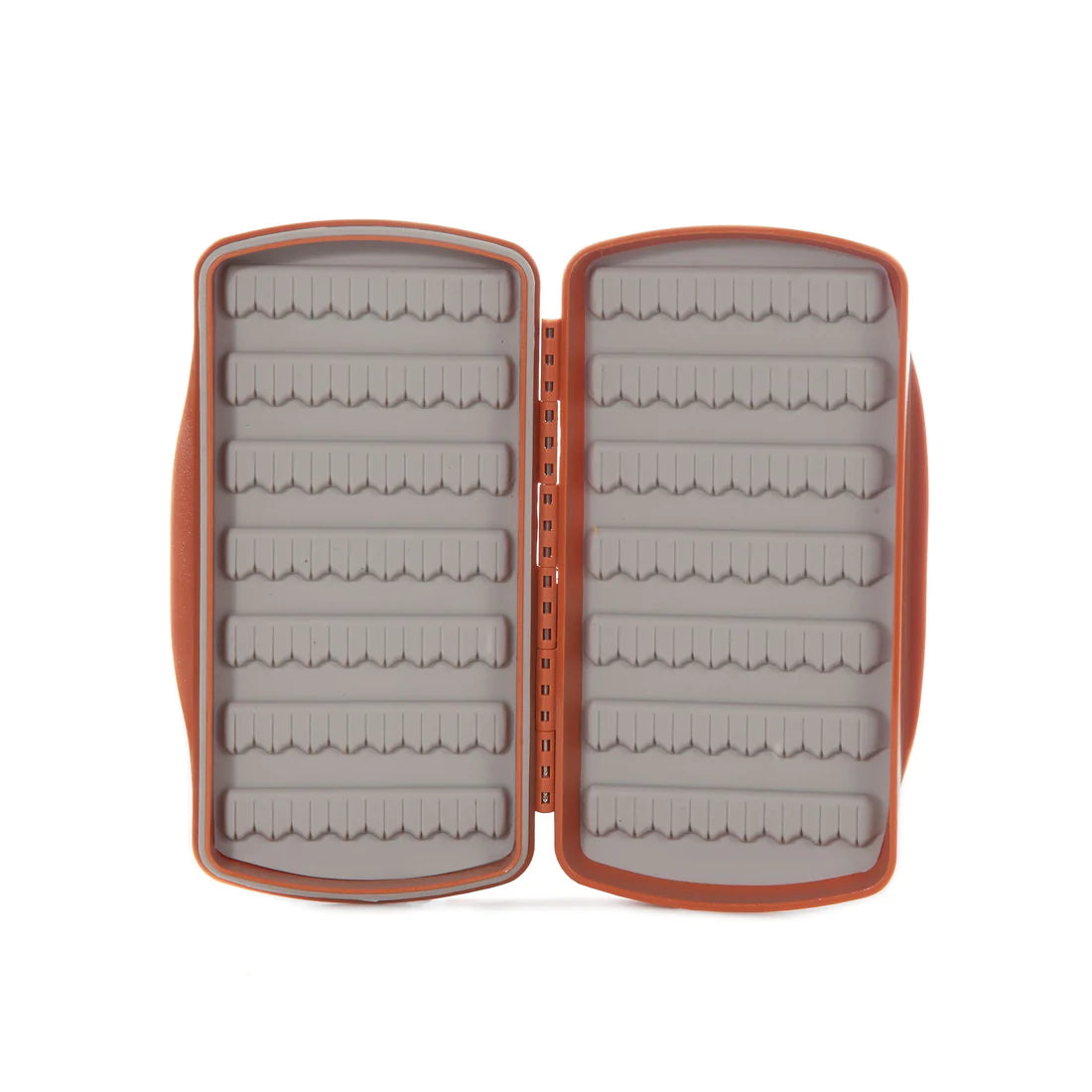 Fishpond Tacky Pescador Medium opened on a white background