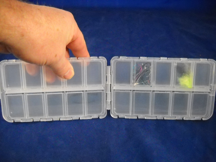 CRO Twenty Compartment Clear Poly Fly Box